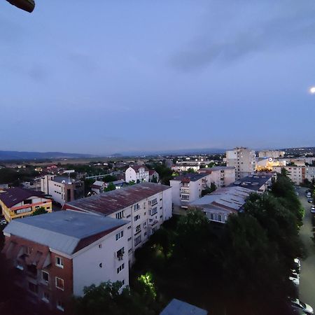Cosy 2-Bedroom Apartment With An Amazing Panorama Deva Esterno foto
