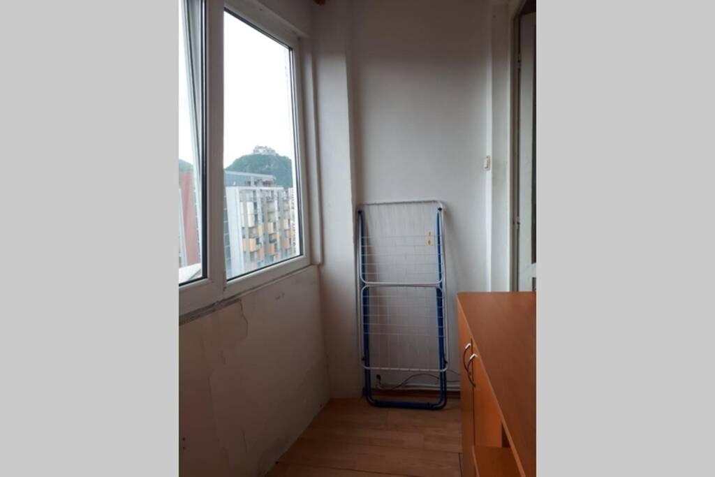Cosy 2-Bedroom Apartment With An Amazing Panorama Deva Esterno foto