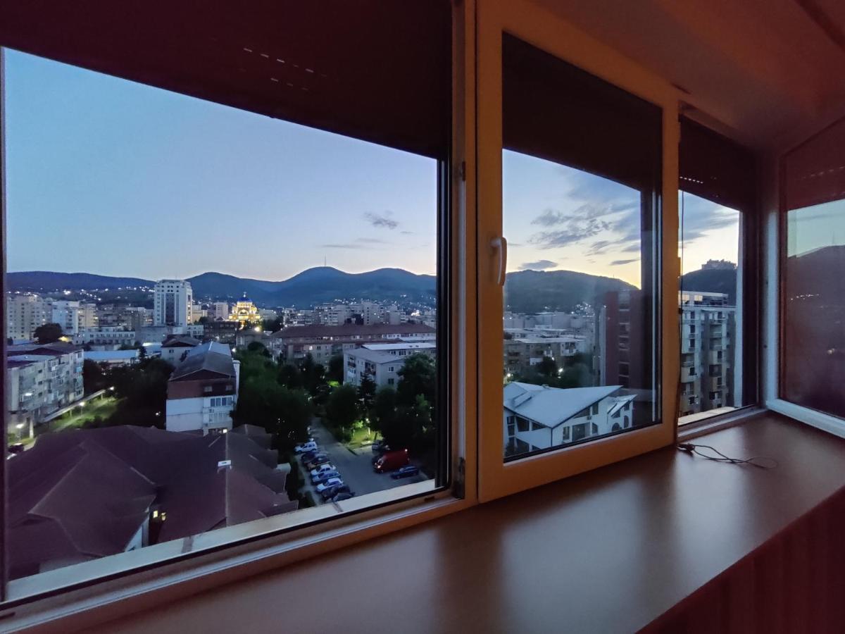 Cosy 2-Bedroom Apartment With An Amazing Panorama Deva Esterno foto